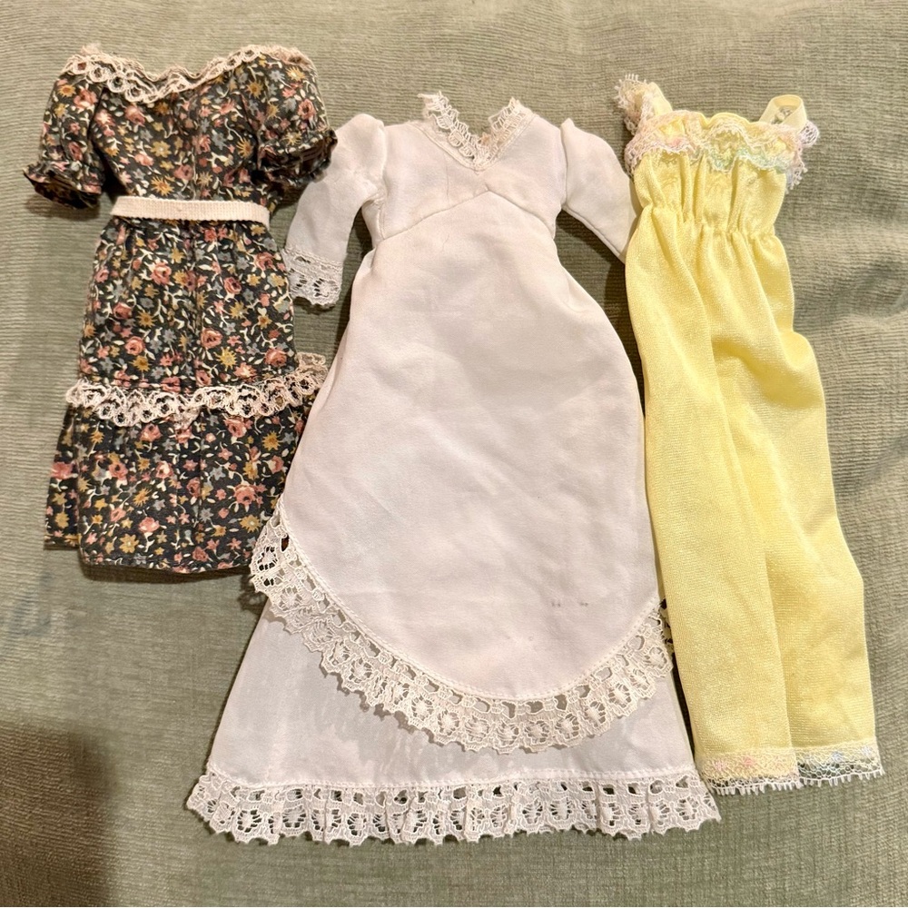 Barbie and Sindy Dress Lot